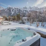 Magnifique A Avec Jacuzzi Et Sauna - Fr-1-343-268 샬레 샤모니